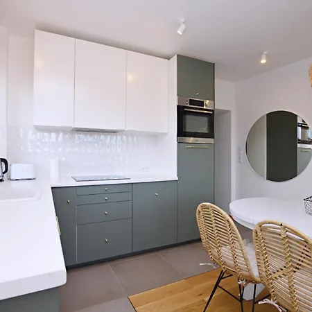 Victus Stylish In The Center By Renters * Sopot