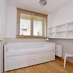 Victus Stylish In The Center By Renters Lägenhet Sopot