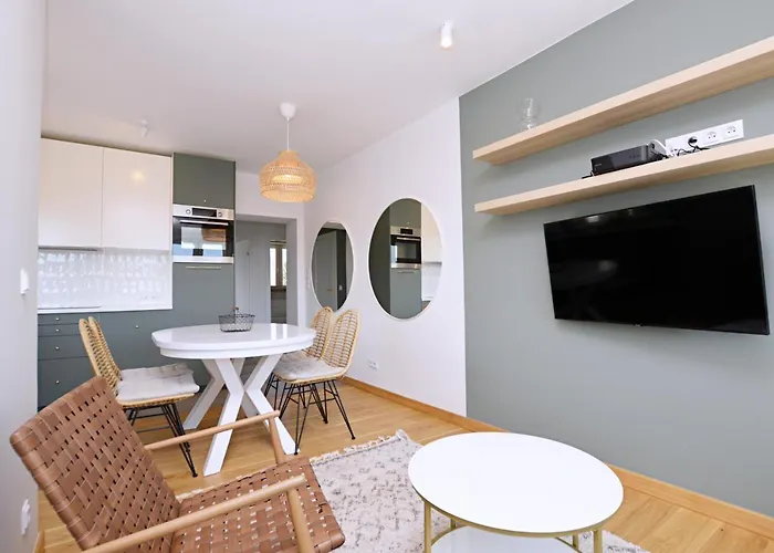 Victus Stylish Apartment In The City Center By Noclegi Renters